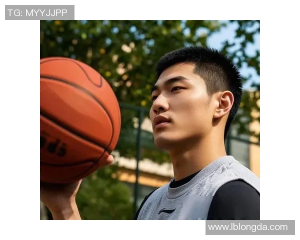 邹雨宸：从篮球新星到职业生涯的璀璨之路探索与成长的故事